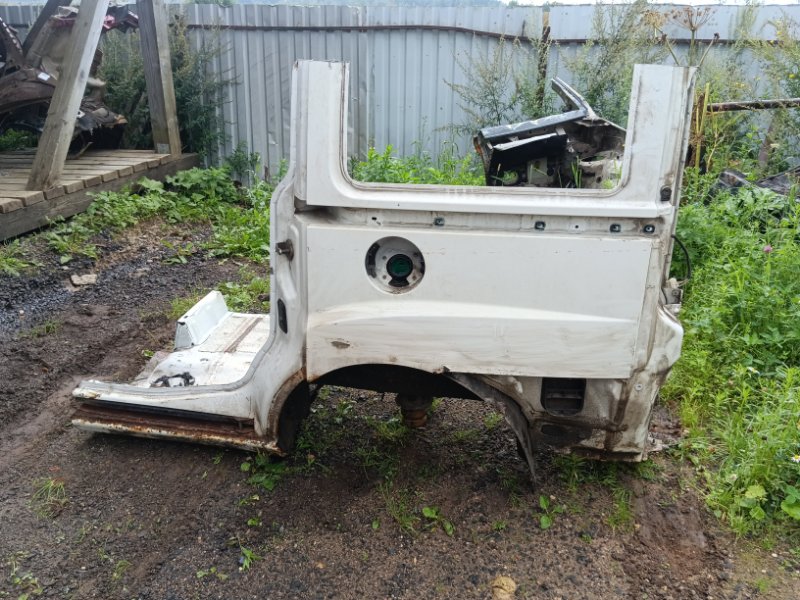 Крыло заднее левое