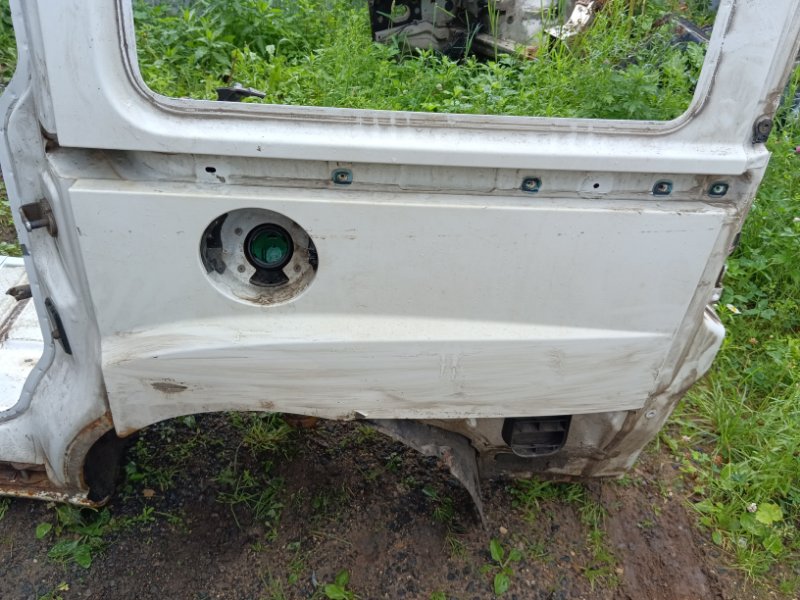 Крыло заднее левое