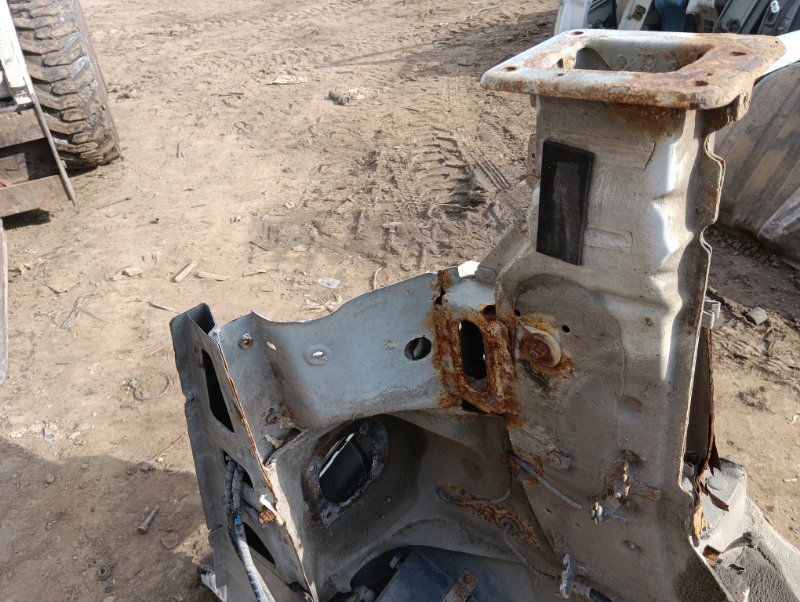 Лонжерон передний правый