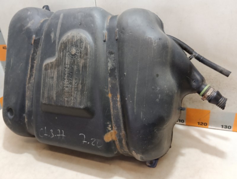 Бак топливный