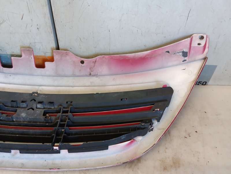 Решетка радиатора