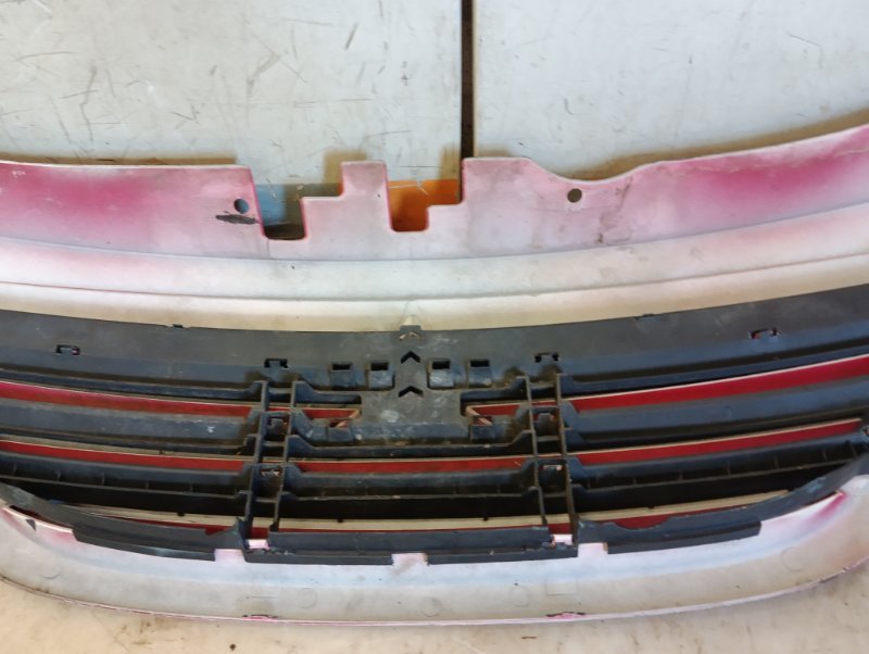 Решетка радиатора