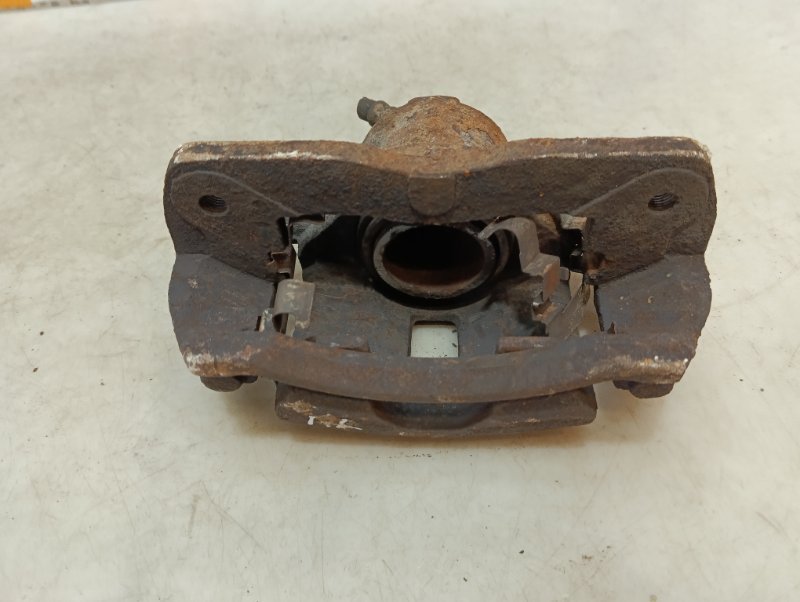 Суппорт передний левый