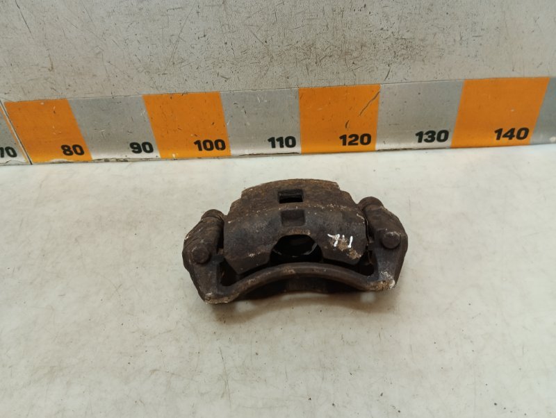 Суппорт передний левый