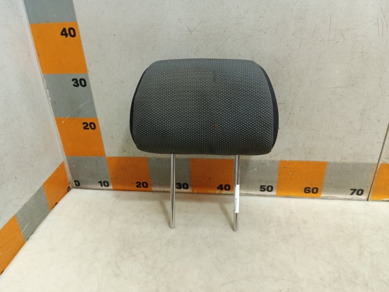 Подголовник сиденья