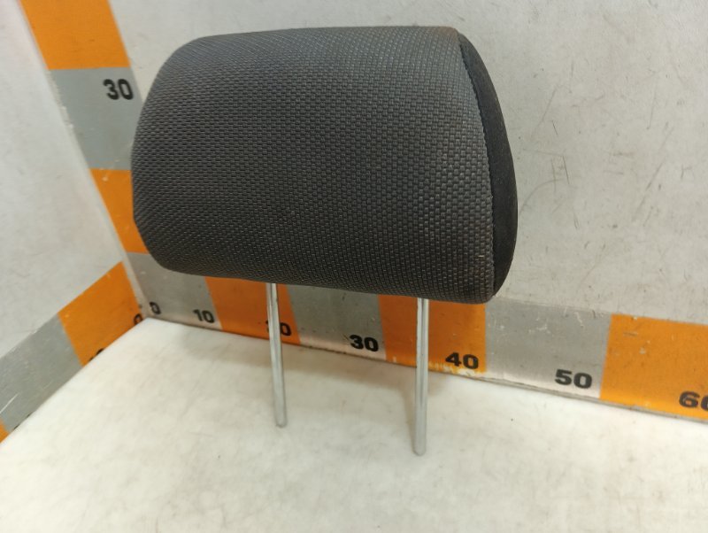 Подголовник сиденья