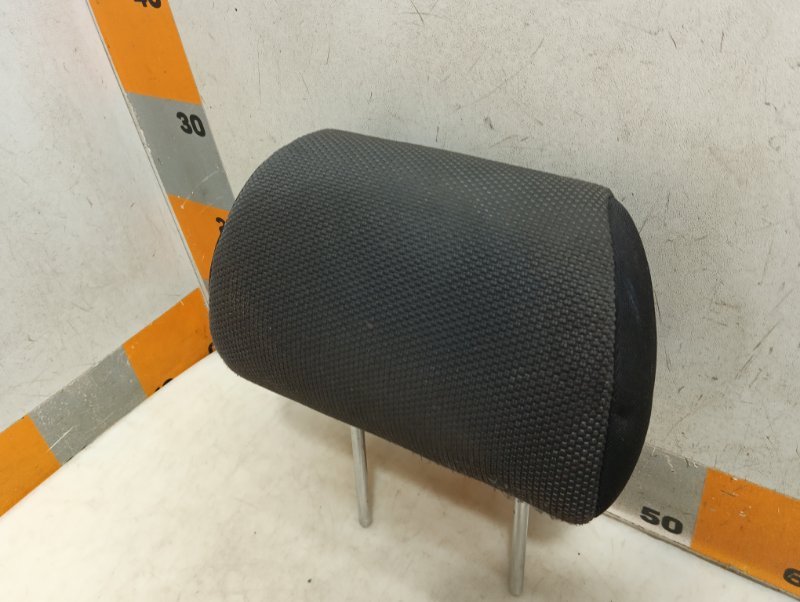 Подголовник сиденья