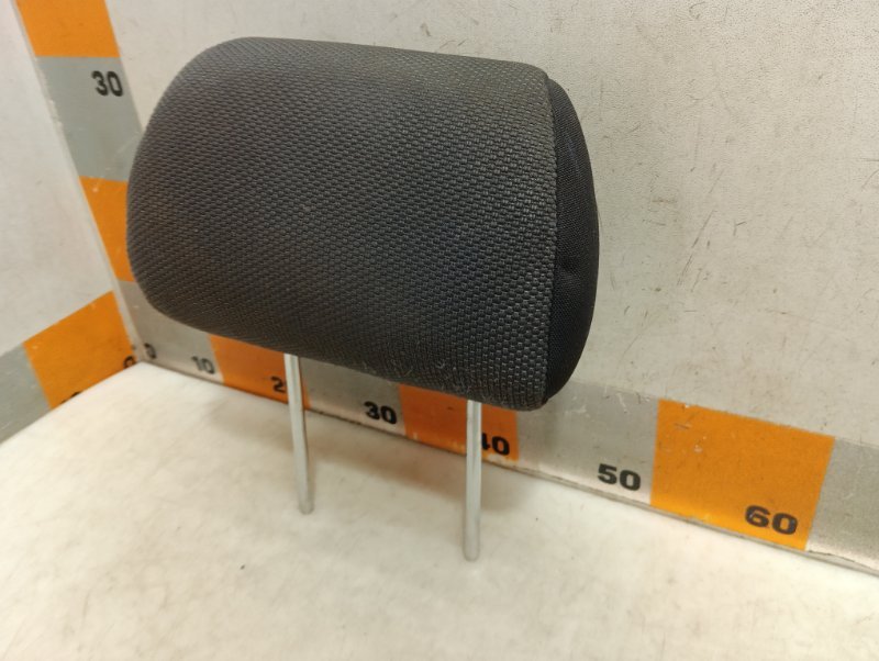 Подголовник сиденья