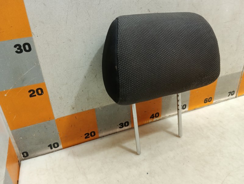 Подголовник сиденья