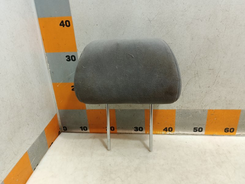 Подголовник сиденья