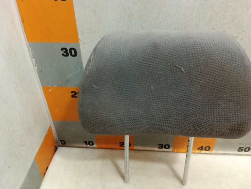 Подголовник сиденья