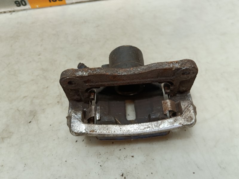 Суппорт задний правый