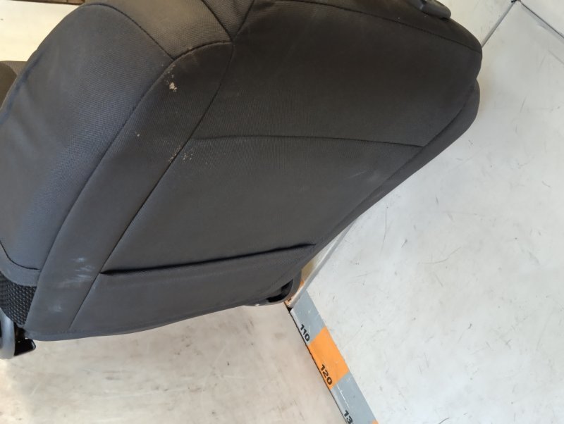 Сиденье переднее правое