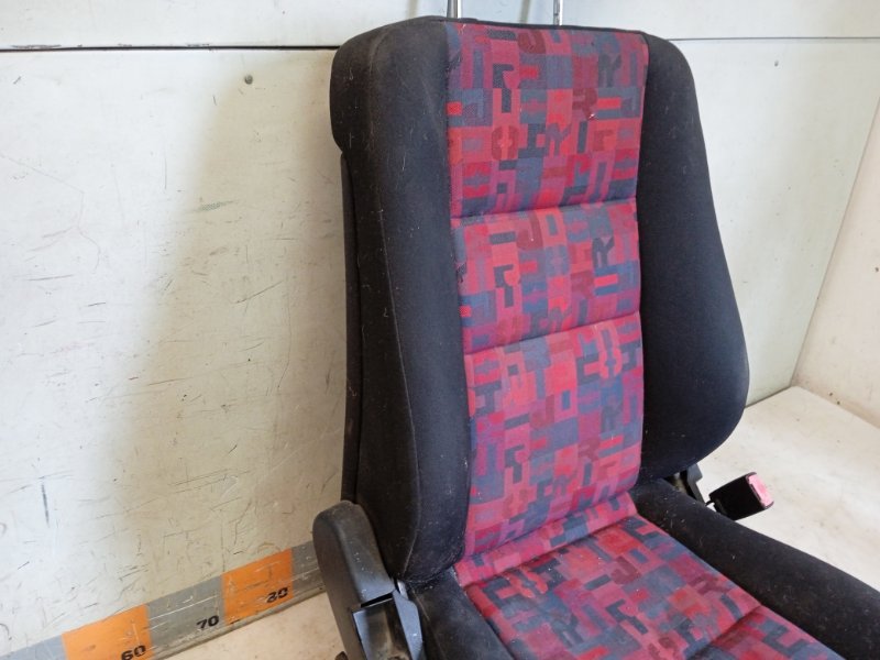 Сиденье переднее правое