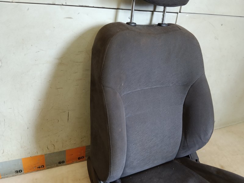 Сиденье переднее левое