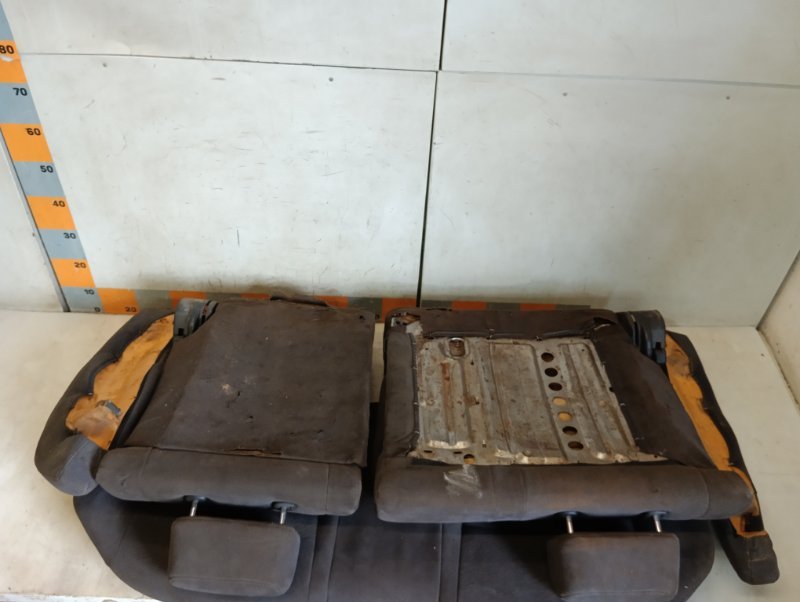 Сиденье салонное