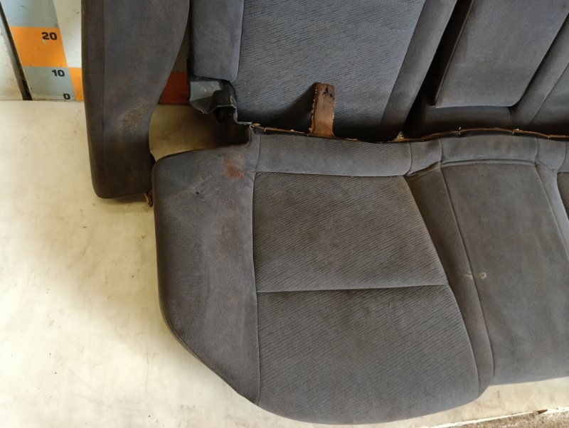 Сиденье салонное