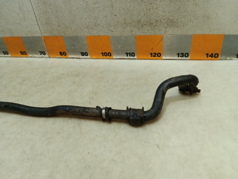 Стабилизатор передний