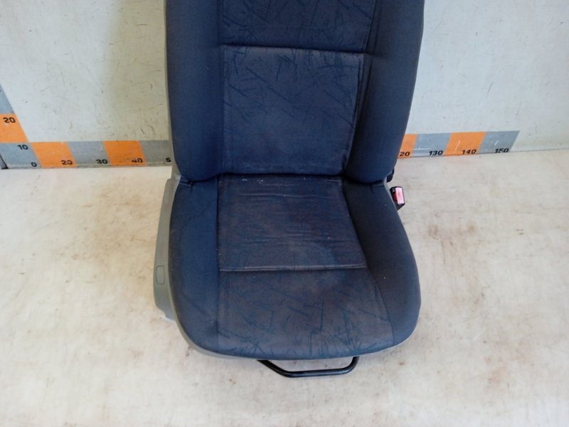 Сиденье переднее правое