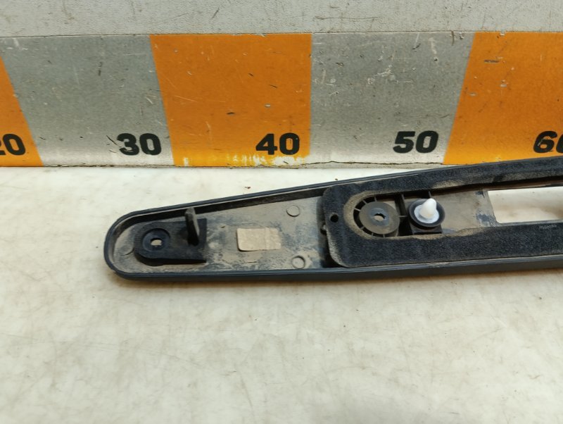 Накладка крышки багажника