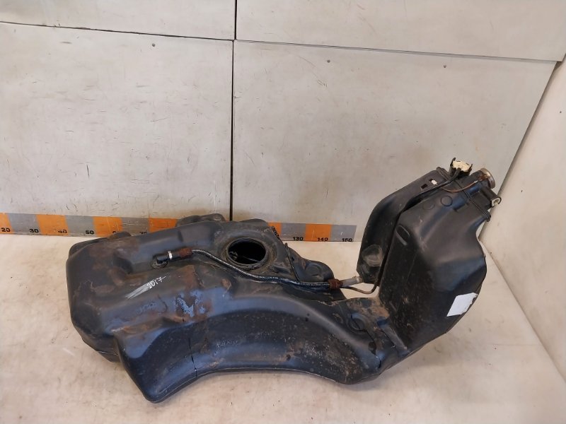 Бак топливный