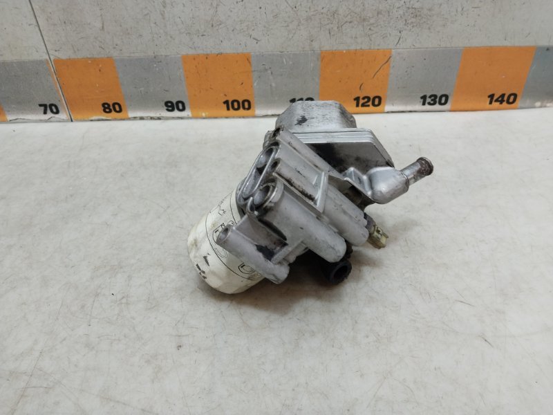 Кронштейн маслянного фильтра