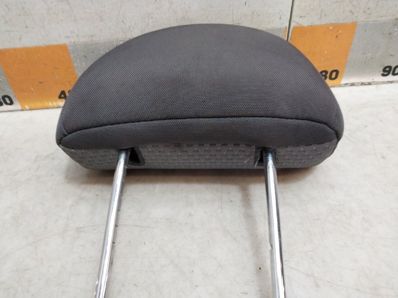 Подголовник сиденья