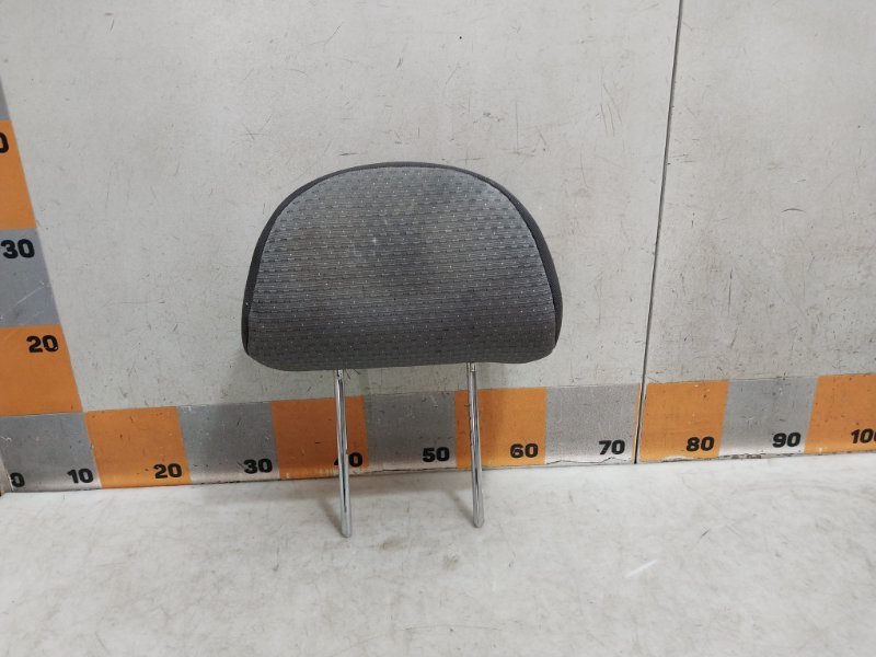 Подголовник сиденья