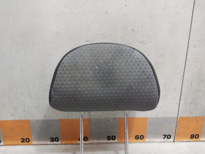 Подголовник сиденья