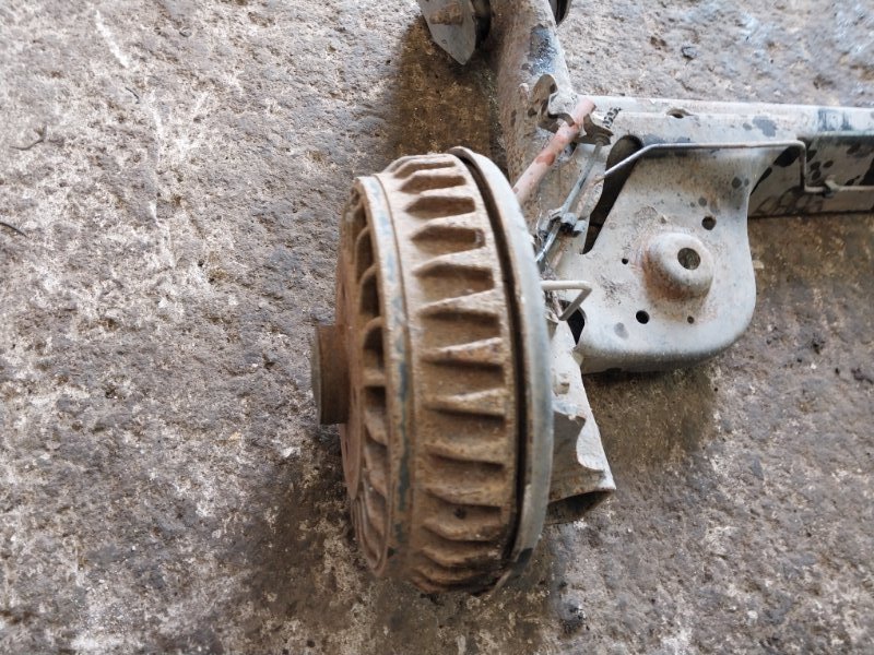 Балка задняя