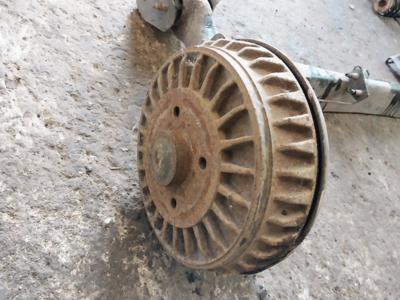 Балка задняя