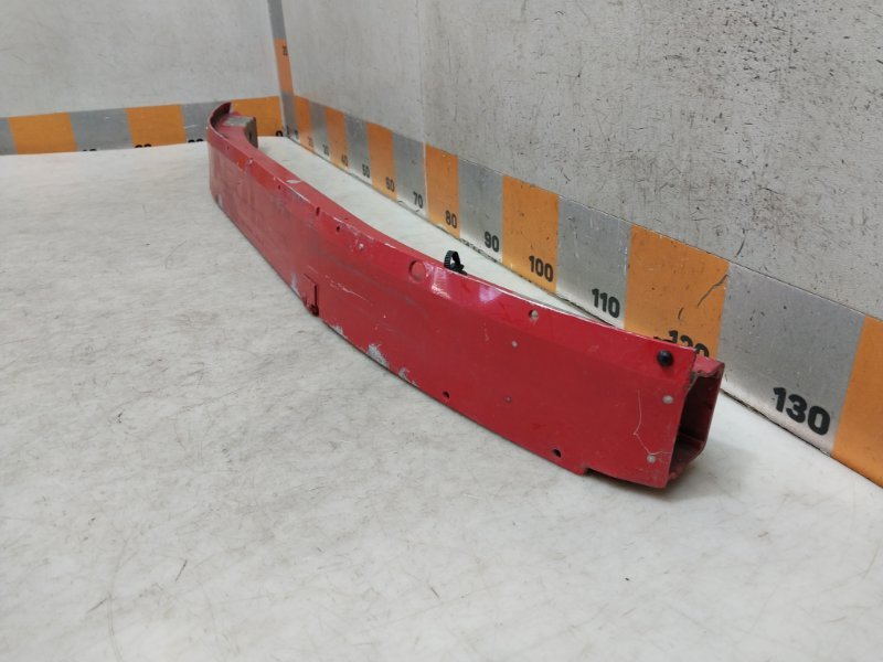 Усилитель переднего бампера