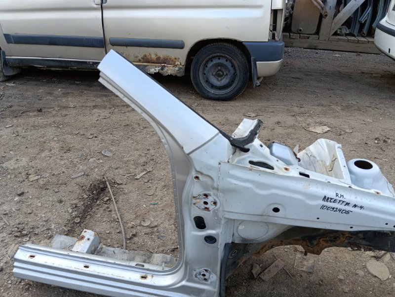 Лонжерон передний правый