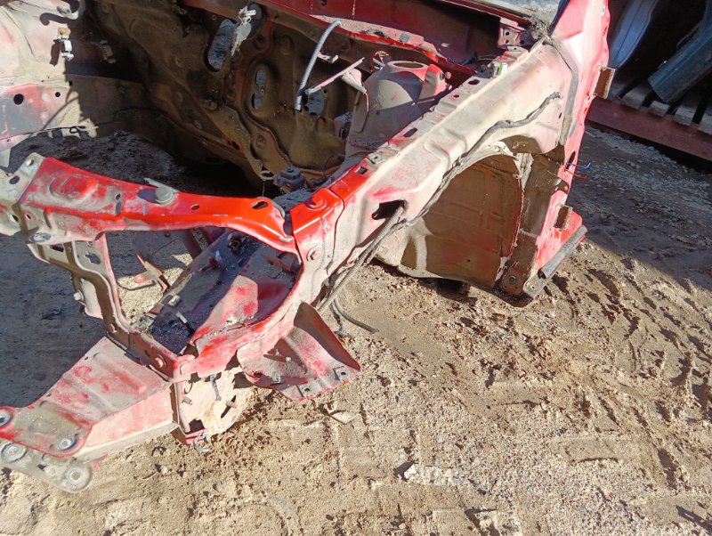 Кузовной элемент