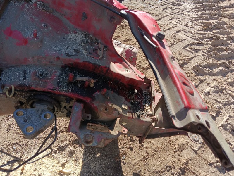 Лонжерон передний левый