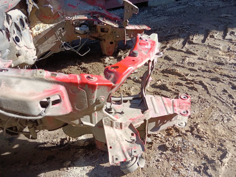 Лонжерон передний правый