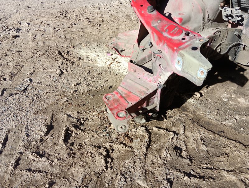 Лонжерон передний правый