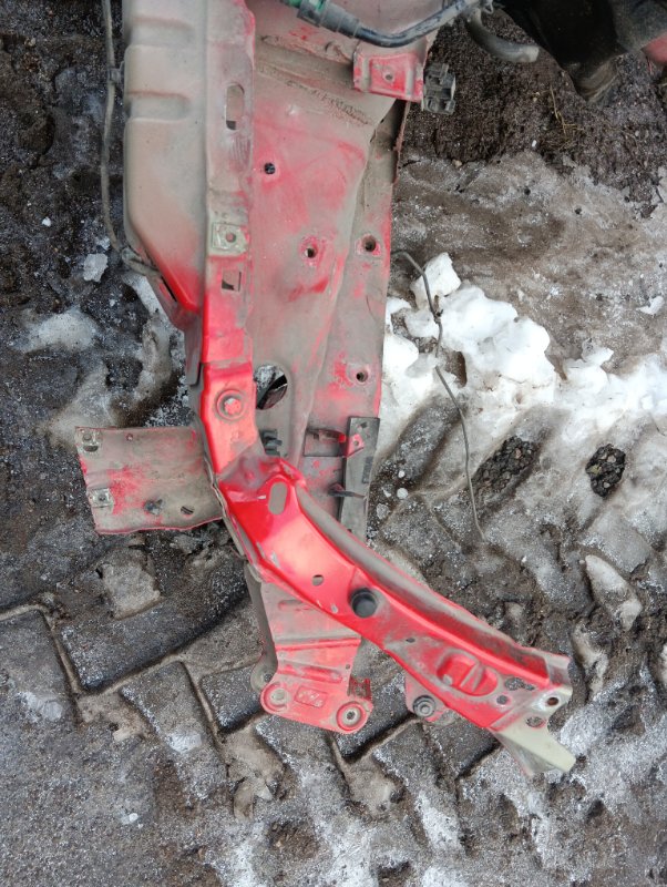 Лонжерон передний правый