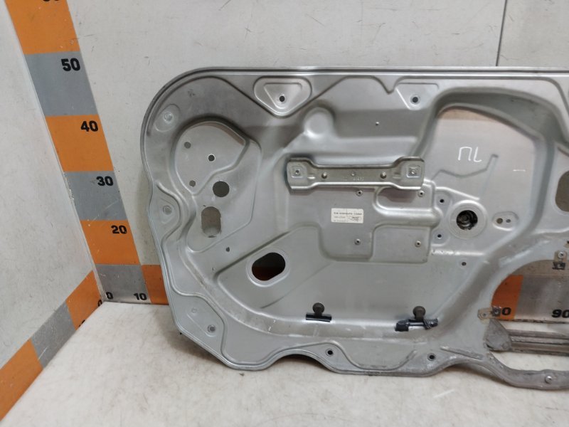 Стеклоподъемник электр. передний левый