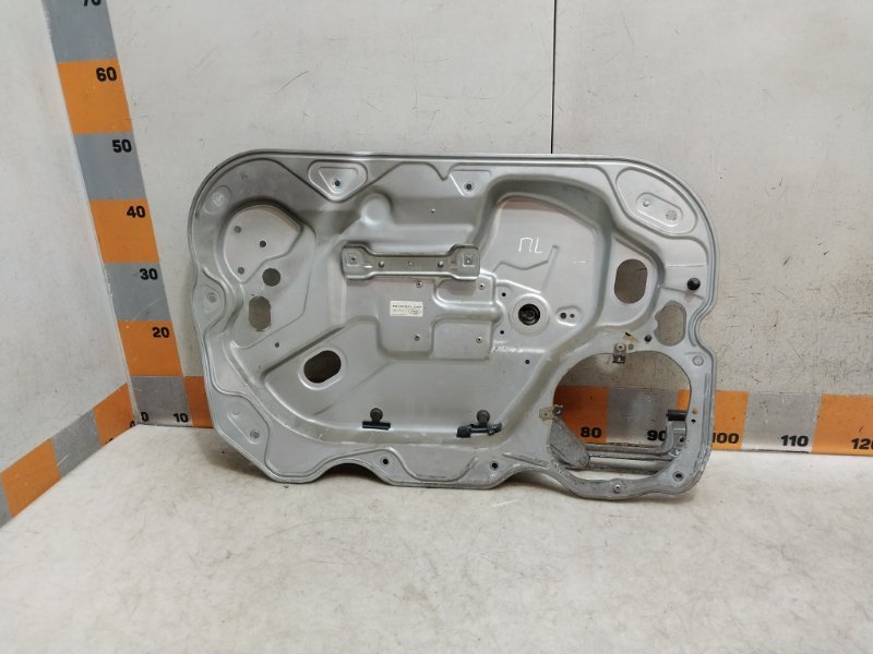 Стеклоподъемник электр. передний левый