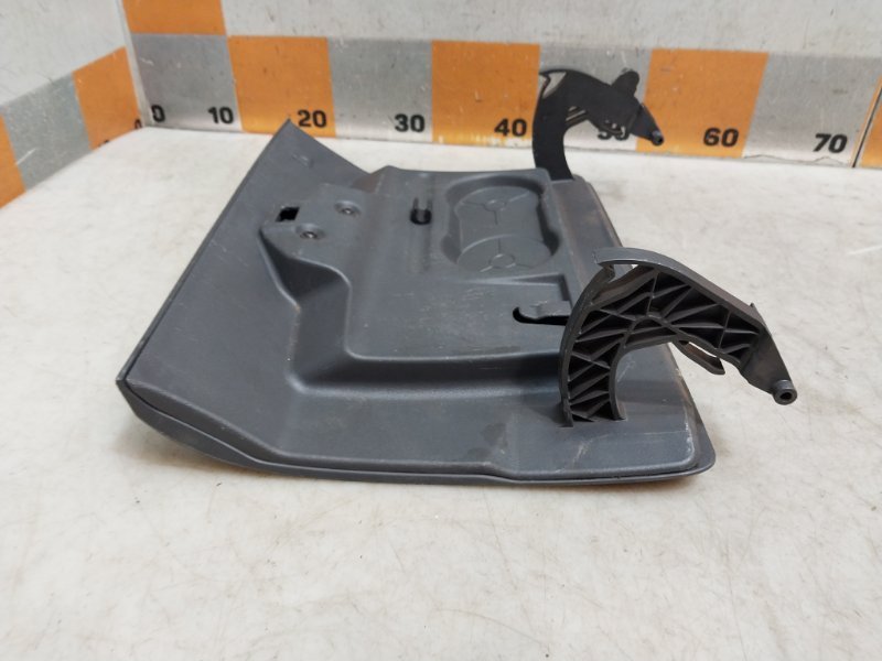 Крышка бардачка