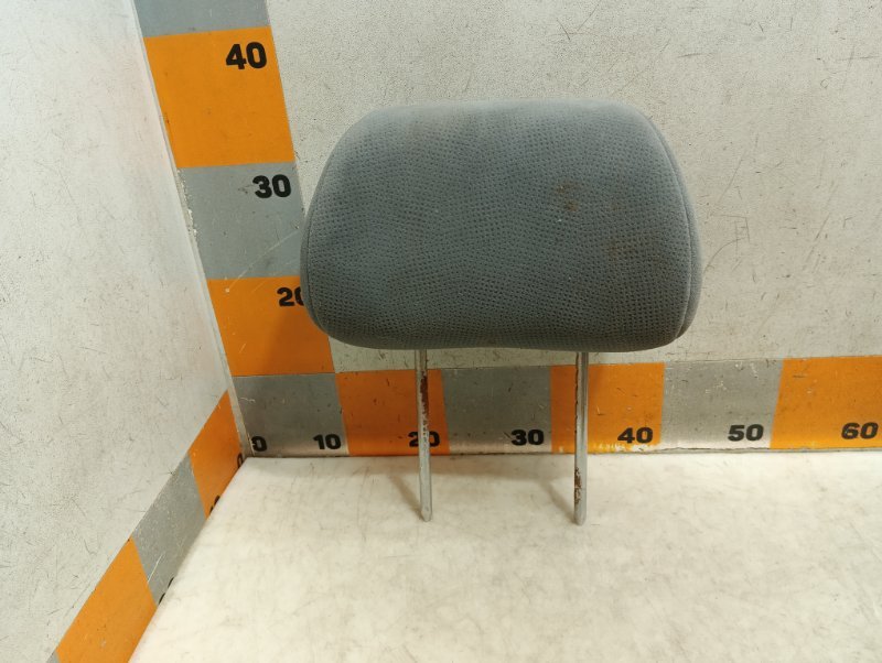 Подголовник сиденья