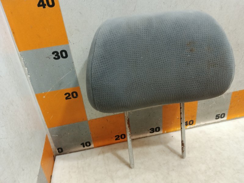 Подголовник сиденья