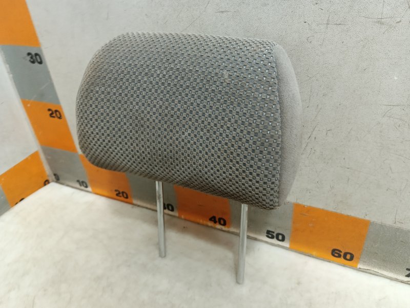 Подголовник сиденья