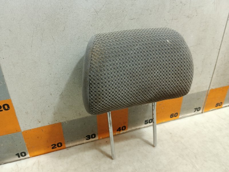 Подголовник сиденья