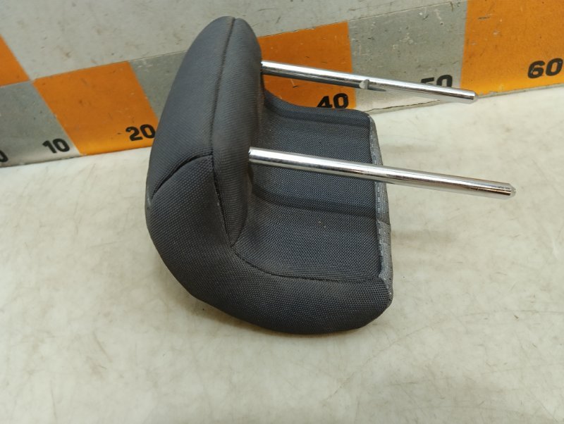 Подголовник сиденья