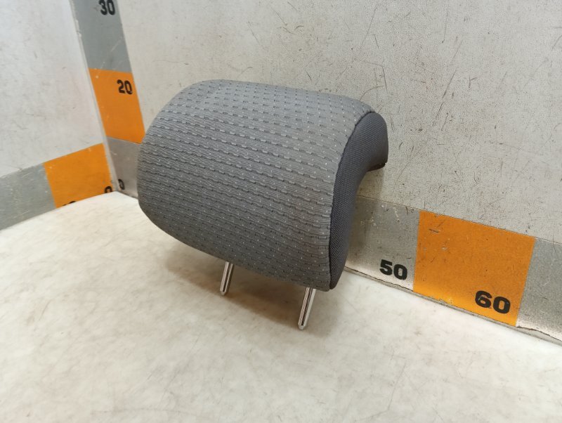 Подголовник сиденья