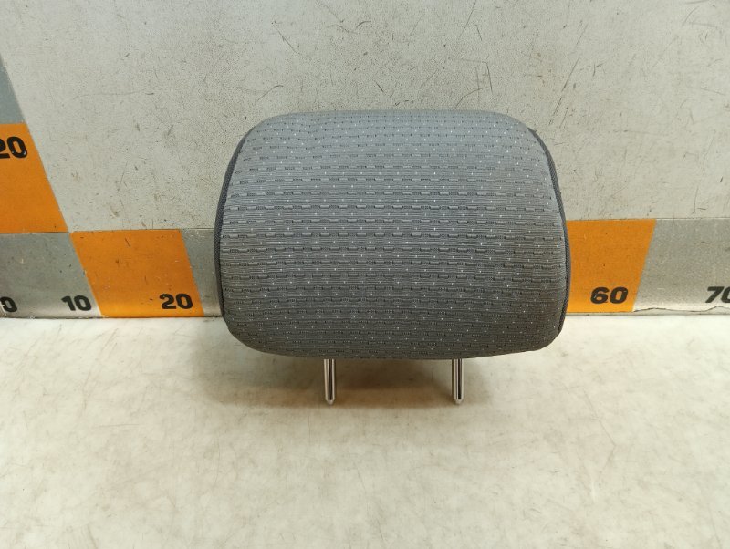 Подголовник сиденья