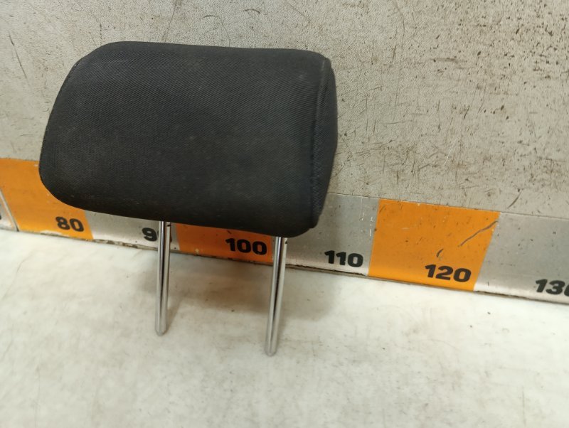 Подголовник сиденья
