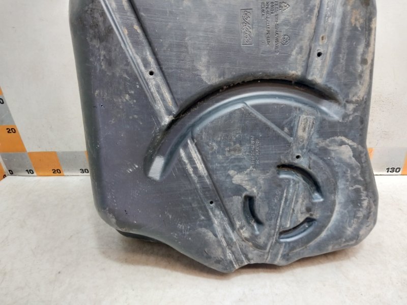 Бак топливный